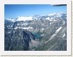 Rockies from the air * 2592 x 1944 * (1.58MB)